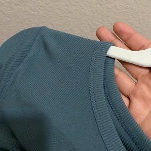 Crew neck long sleeve